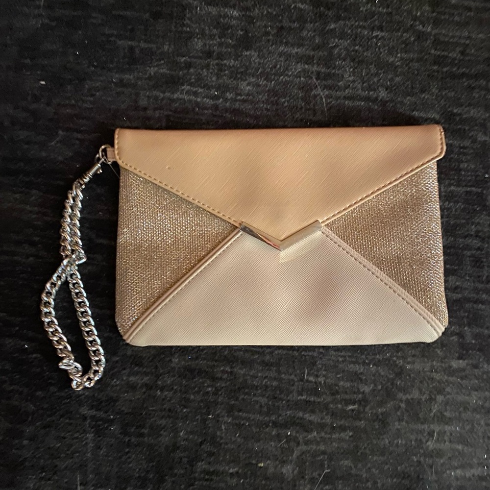 Express metallic clutch